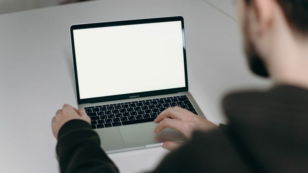 How To Remove Pressure Marks From A Laptop Screen